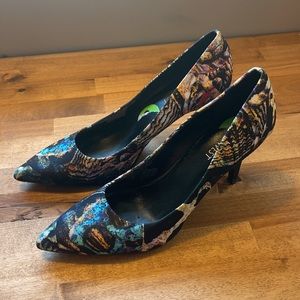 Nine West Flax heels. Size 9.5